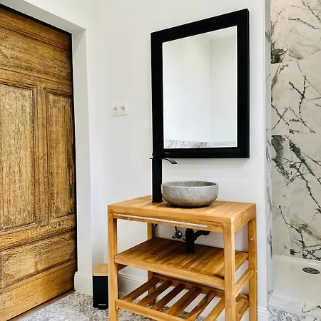 Δωμάτια σε οικογενειακή κατοικία Au Chateau 104 Tinlot