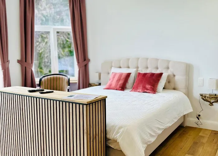 Luxueuse Au Château De Saint Vitu 104 Séjour chez l'habitant *